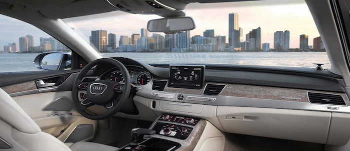 Audi A8  4.2 FSI Quattro (372ks)