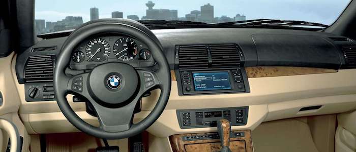 BMW X5  3.0i (231ks)