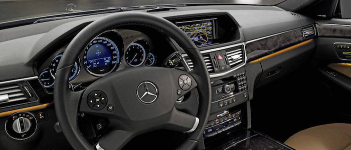 Mercedes Benz E  200 CGI BlueEFFICIENCY  (...