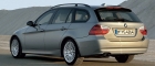 BMW Serija 3 Touring 330xi (258ks)