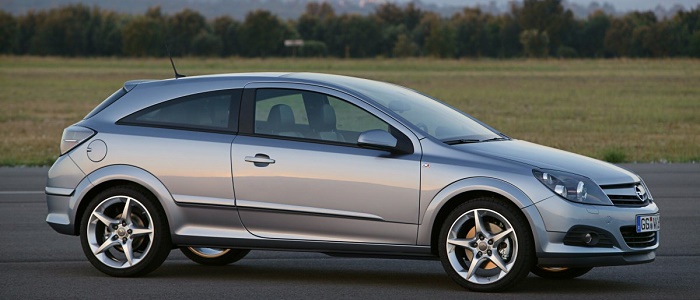Opel Astra GTC 1.6 Twinport (115ks)
