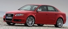 Audi A4 RS4 4.2 FSI (420ks)